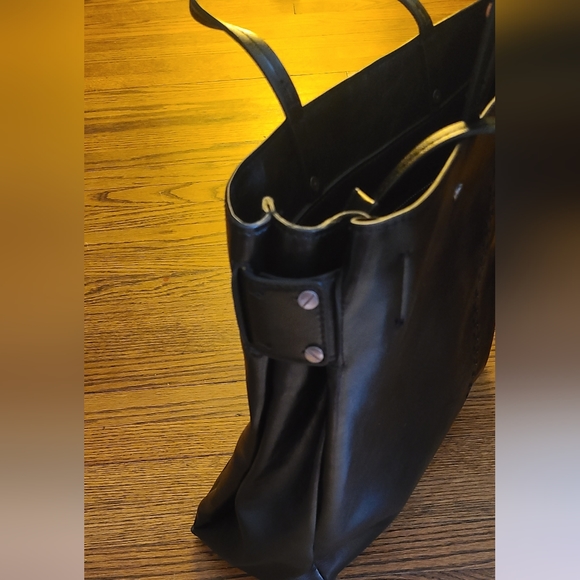 Zara | Black Faux Leather Tote - Picture 5 of 6